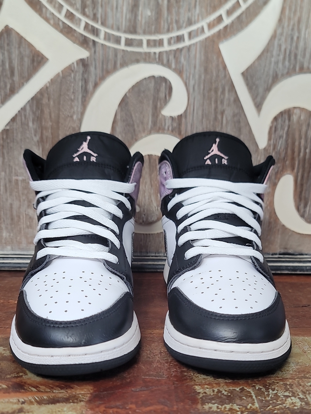 Nike Air Jordan 1 Mid SE 'Zen Master' Wmns 8.5 Good Condition. (Read Listing) - Picture 4 of 16